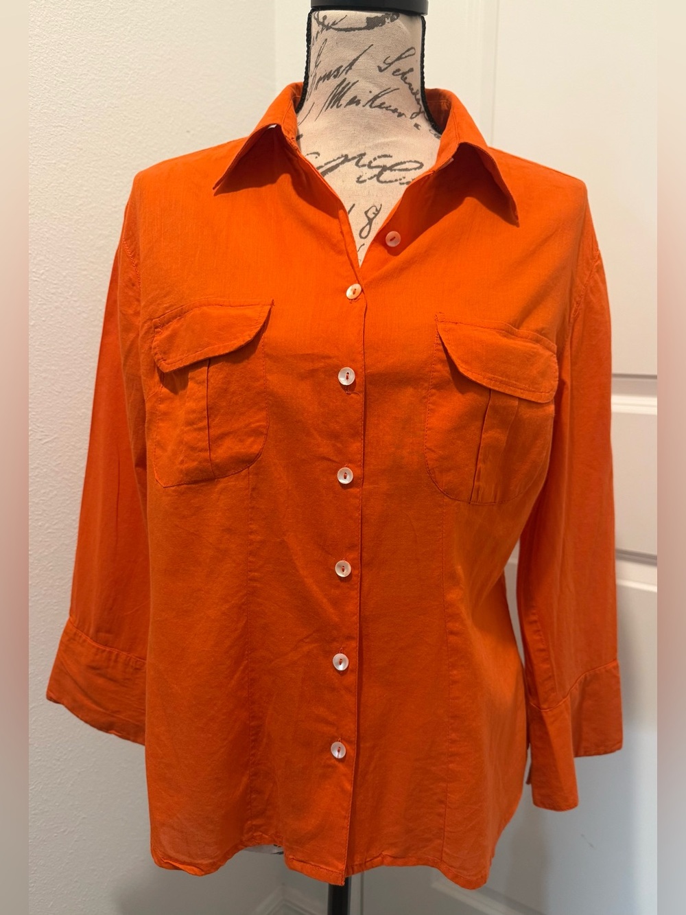 Vintage Heart Moon Star Classic Collar Bright Orange Button-Front Shirt